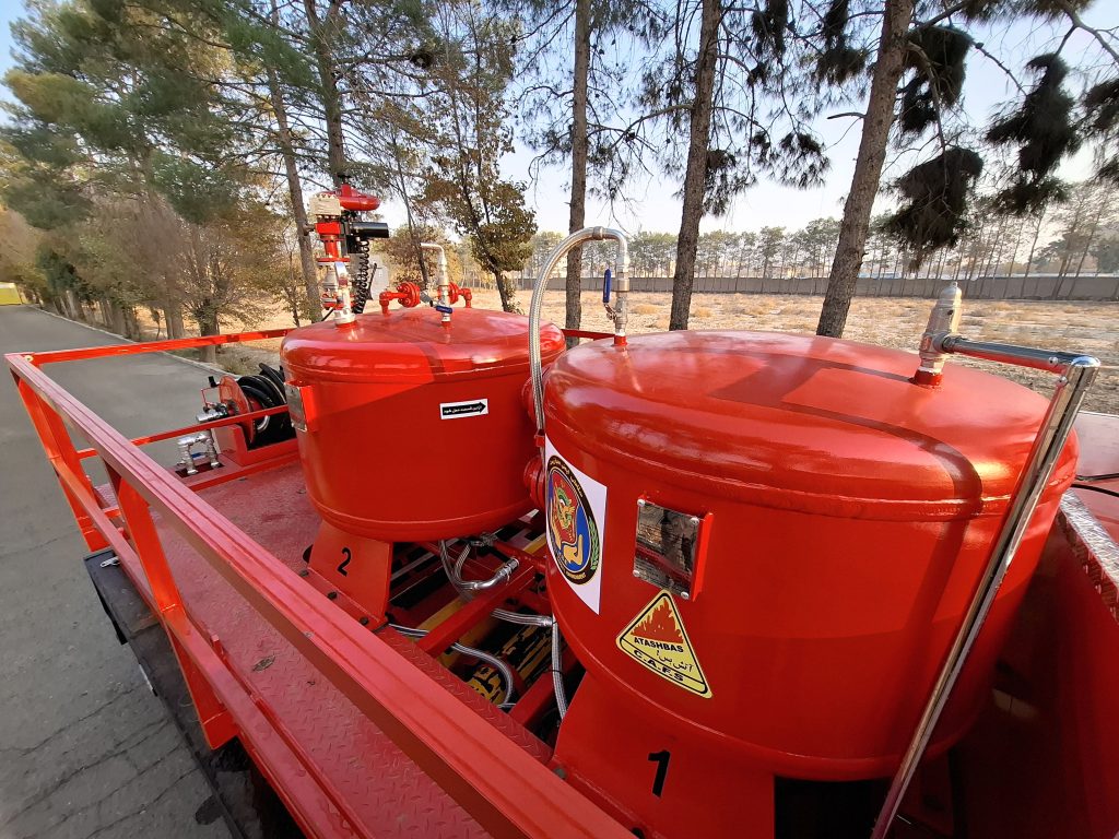 تجهیز خودرو به دستگاه کفساز هوای فشرده